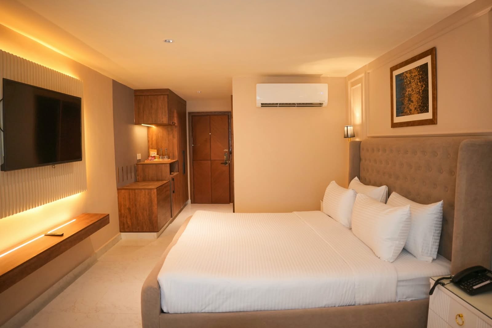 Atlas Hotel classic room